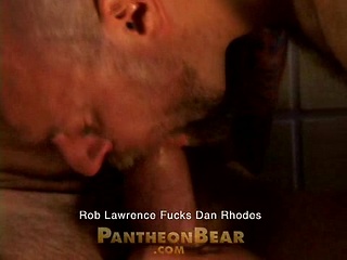 Hot muscle bears Rob Lawrence Fucks Dan Rhodes