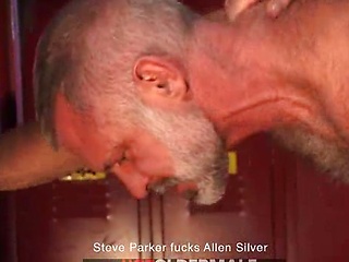 Chubby bald bear Steve Parker fucks Allen Silver